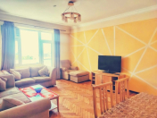 Satılır 3 otaqlı 90 m2 köhnə tikili İçəri Şəhər m.