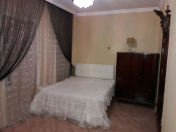 İcarəyə verilir 2 otaqlı 40 m2 həyət evi Nizami m.