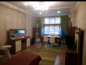 İcarəyə verilir 3 otaqlı 94 m2 yeni tikili 28 May m.