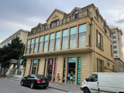 İcarəyə verilir 15 otaqlı 700 m2 ofis 9 mkr