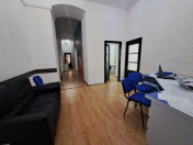 İcarəyə verilir 4 otaqlı 220 m2 obyekt 28 Mall