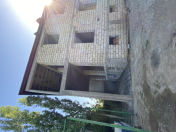 Satılır 9 otaqlı 10 m2 həyət evi Sahil