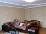 Satılır 4 otaqlı 187 m2 yeni tikili Nizami m.