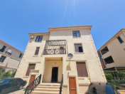 Satılır 4 otaqlı 218 m2 yeni tikili Buzovna