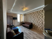 İcarəyə verilir 2 otaqlı 40 m2 köhnə tikili Sahil m.