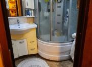 Satılır 3 otaqlı 84 m2 köhnə tikili Qara Qarayev m.