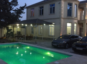 İcarəyə verilir 5 otaqlı 220 m2 bağ evi Mərdəkan