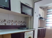 İcarəyə verilir 2 otaqlı 65 m2 köhnə tikili Neftçilər m.
