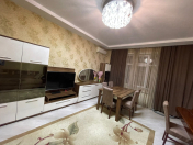 Satılır 2 otaqlı 60 m2 yeni tikili Azadlıq prospekti m.