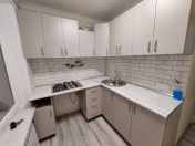 Satılır 1 otaqlı 35 m2 köhnə tikili Maliyyə Nazirliyi