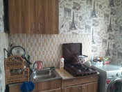 İcarəyə verilir 3 otaqlı 68 m2 köhnə tikili Qara Qarayev m.