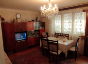 Satılır 2 otaqlı 60 m2 köhnə tikili 8 km