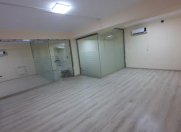 İcarəyə verilir 6 otaqlı 140 m2 ofis Ağ şəhər