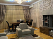 İcarəyə verilir 3 otaqlı 146 m2 yeni tikili Şah İsmayıl Xətai m.