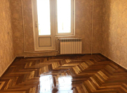 Satılır 2 otaqlı 65 m2 köhnə tikili 9 mkr