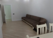 İcarəyə verilir 2 otaqlı 80 m2 yeni tikili Gənclik m.