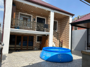 Satılır 8 otaqlı 200 m2 həyət evi Mərdəkan