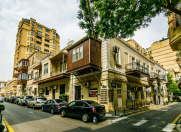 İcarəyə verilir 2 otaqlı 75 m2 köhnə tikili Sahil m.