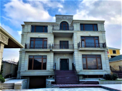 Satılır 7 otaqlı 1000 m2 villa Aqua Park