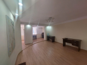 İcarəyə verilir 3 otaqlı 70 m2 ofis Yasamal r.