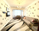 Satılır 2 otaqlı 55 m2 köhnə tikili Moskva univermağı