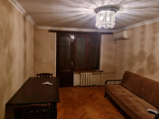 İcarəyə verilir 3 otaqlı 65 m2 köhnə tikili İnşaatçılar m.