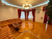 İcarəyə verilir 4 otaqlı 170 m2 yeni tikili Binəqədi r.