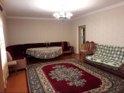 İcarəyə verilir 2 otaqlı 100 m2 həyət evi Qax