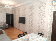 Satılır 2 otaqlı 60 m2 yeni tikili Memar Əcəmi m.