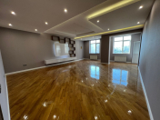 Satılır 4 otaqlı 162 m2 yeni tikili İnşaatçılar m.