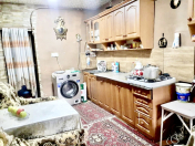 Satılır 4 otaqlı 103 m2 köhnə tikili Şəmkir