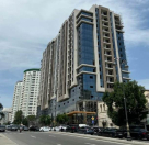 Satılır 5 otaqlı 240 m2 yeni tikili 28 May m.