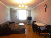 İcarəyə verilir 2 otaqlı 90 m2 yeni tikili Nizami m.