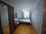 İcarəyə verilir 3 otaqlı 70 m2 köhnə tikili Nəriman Nərimanov m.