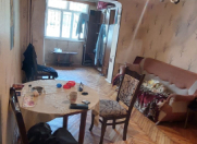 Satılır 2 otaqlı 35 m2 köhnə tikili Elmlər Akademiyası m.