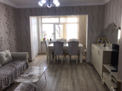 Satılır 3 otaqlı 70 m2 köhnə tikili Y.Suraxanı