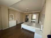 Satılır 3 otaqlı 120 m2 yeni tikili Masazır