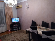 Satılır 2 otaqlı 70 m2 köhnə tikili Xətai r.