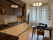 İcarəyə verilir 3 otaqlı 100 m2 yeni tikili 20 yanvar m.