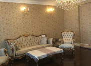 İcarəyə verilir 4 otaqlı 186 m2 yeni tikili Nizami m.