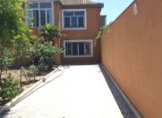 Satılır 6 otaqlı 180 m2 həyət evi Qaraçuxur