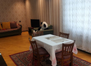 İcarəyə verilir 3 otaqlı 135 m2 yeni tikili Elmlər Akademiyası m.