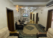 İcarəyə verilir 3 otaqlı 130 m2 yeni tikili 8 Noyabr m.