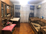 Satılır 4 otaqlı 110 m2 köhnə tikili 8 mkr