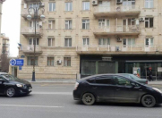 Satılır 2 otaqlı 50 m2 köhnə tikili Yasamal r.