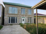 Satılır 5 otaqlı 230 m2 bağ evi Qaraçuxur
