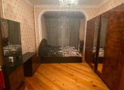 Satılır 3 otaqlı 95 m2 köhnə tikili Azadlıq prospekti m.