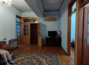 Satılır 4 otaqlı 101 m2 yeni tikili Gənclik m.