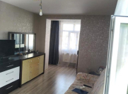 Satılır 2 otaqlı 60 m2 köhnə tikili Xalqlar Dostluğu m.