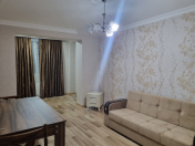 İcarəyə verilir 2 otaqlı 66 m2 köhnə tikili Elmlər Akademiyası m.